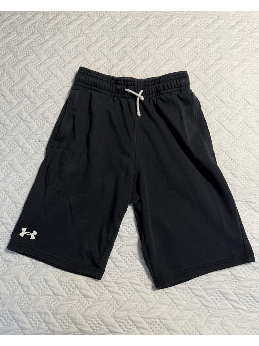 Under Armour Men Small Black Athletic Sporty Shorts Sweats White Drawstrings